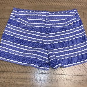 Vineyard Vines shorts size 6 EUC